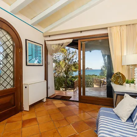 Casa Di Milly Al Mare * 圣玛丽亚纳瓦雷