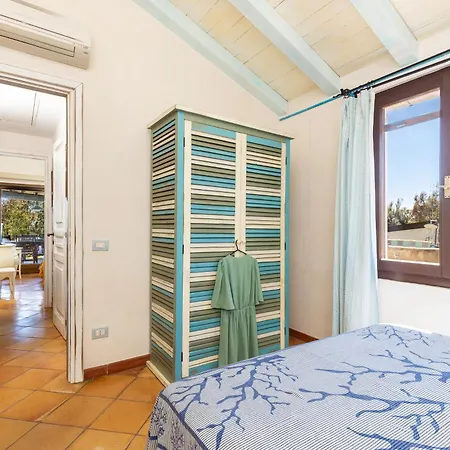 Casa Di Milly Al Mare * 圣玛丽亚纳瓦雷